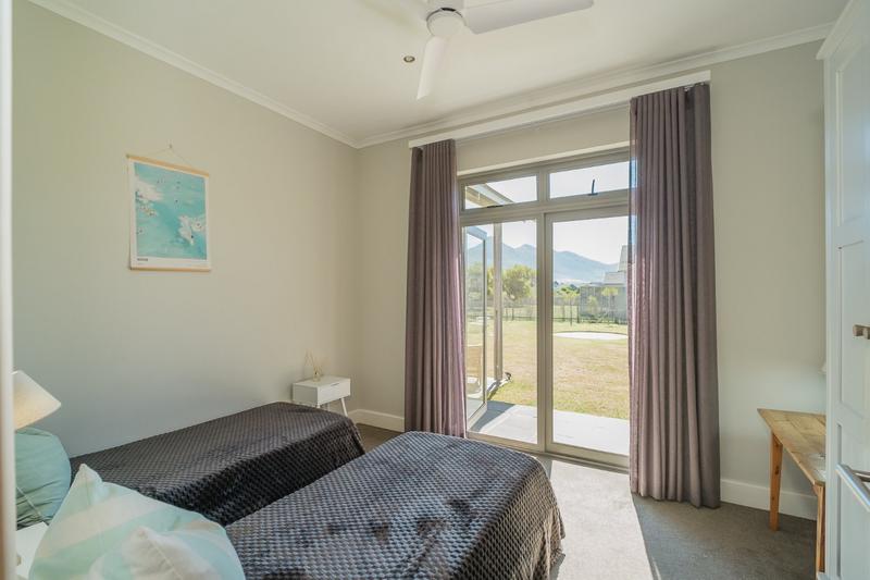 3 Bedroom Property for Sale in Lake Michelle Western Cape